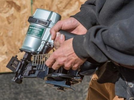 Metabo Roofing Nail Gun Getting Loaded With Nails